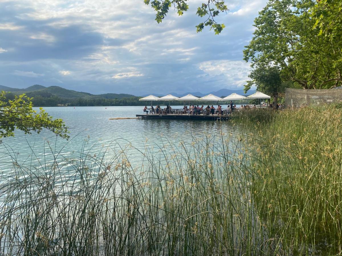 Aroa S Lake Apartamento Banyoles Exterior foto